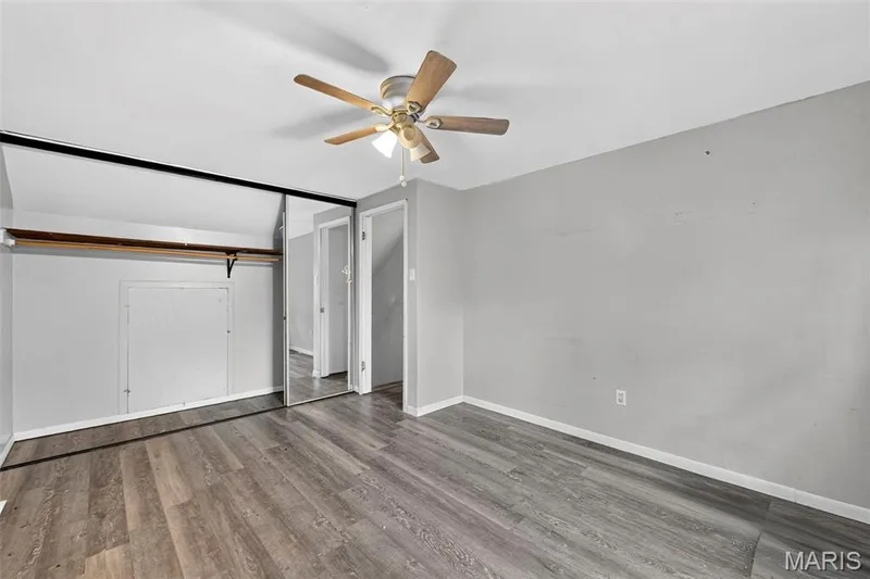 8 S Dianne Drive, St Peters, MO 63376 — listing photo 12 of 20