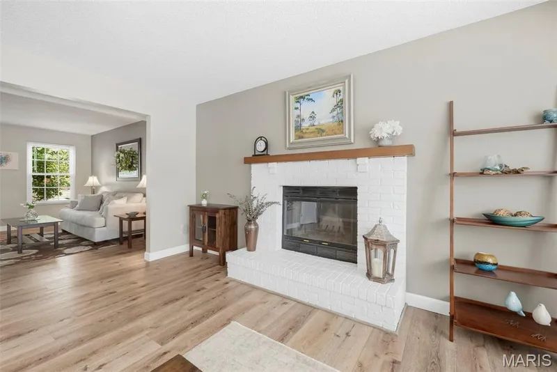 3699 Banbury Drive, St Charles, MO 63303 — listing photo 7 of 42