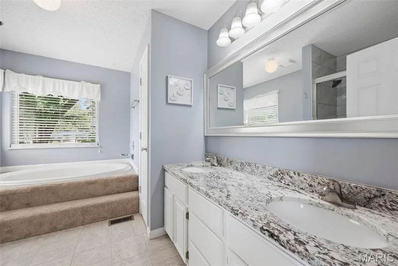 3699 Banbury Drive, St Charles, MO 63303 — listing photo 21 of 42