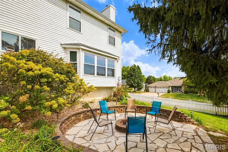 3699 Banbury Drive, St Charles, MO 63303 — listing photo 38 of 42