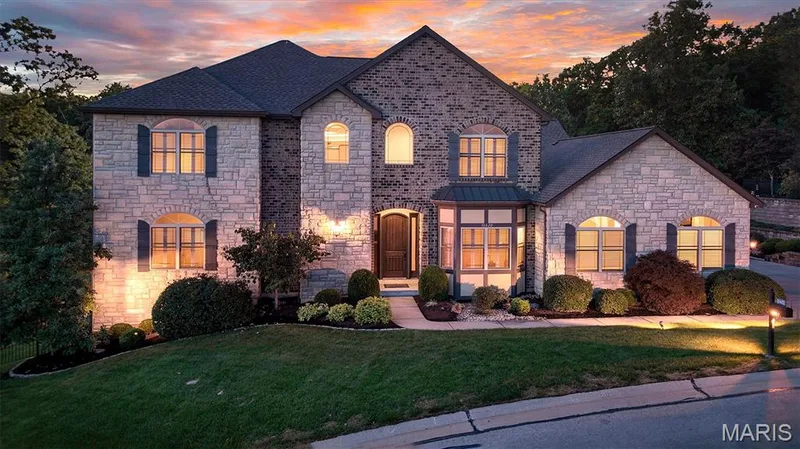 16620 Wycliffe Place Drive, Wildwood, MO 63005 — listing photo 2 of 96