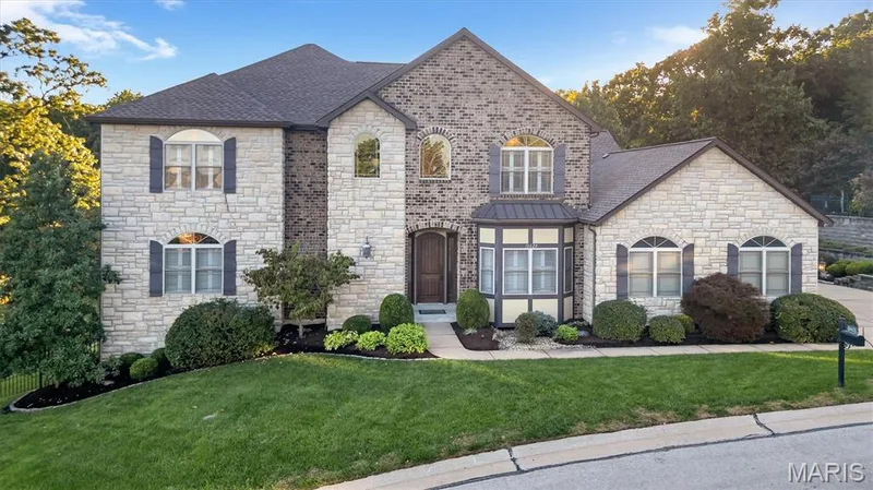 16620 Wycliffe Place Drive, Wildwood, MO 63005 — listing photo 4 of 96