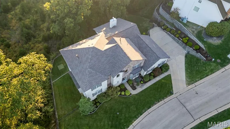 16620 Wycliffe Place Drive, Wildwood, MO 63005 — listing photo 5 of 96