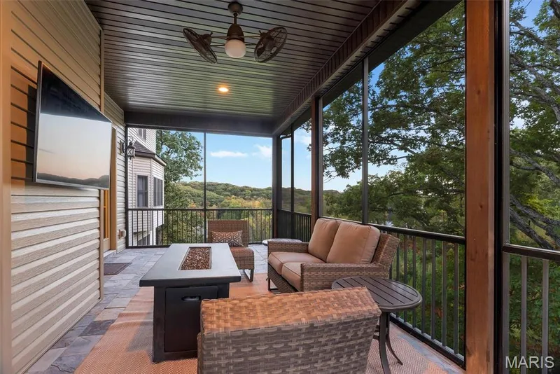 16620 Wycliffe Place Drive, Wildwood, MO 63005 — listing photo 34 of 96