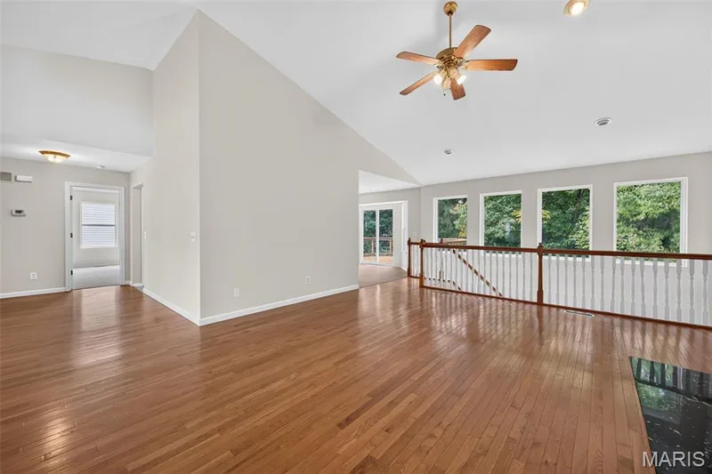 3949 Cambridge Crossing Drive, St Charles, MO 63304 — listing photo 14 of 45