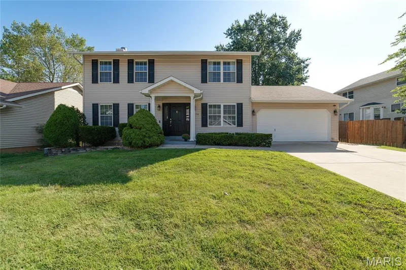 1156 Carrington Drive, St Peters, MO β listing photo 1