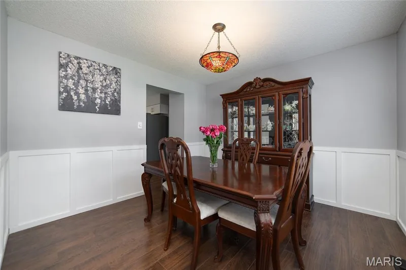 1156 Carrington Drive, St Peters, MO 63376 — listing photo 7 of 49