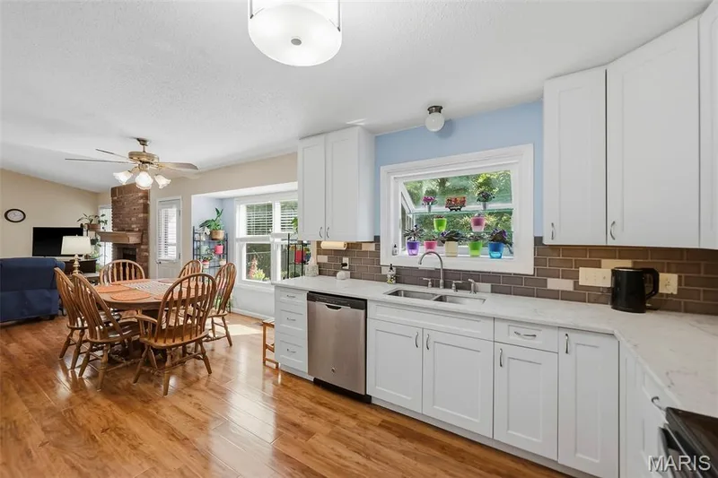 51 Chip Drive, O'Fallon, MO 63366 — listing photo 8 of 30