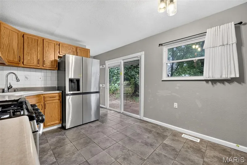 2715 Kelsey Court, St Charles, MO 63301 — listing photo 20 of 34