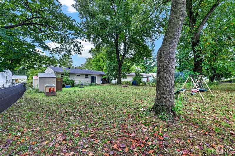 2715 Kelsey Court, St Charles, MO 63301 — listing photo 33 of 34