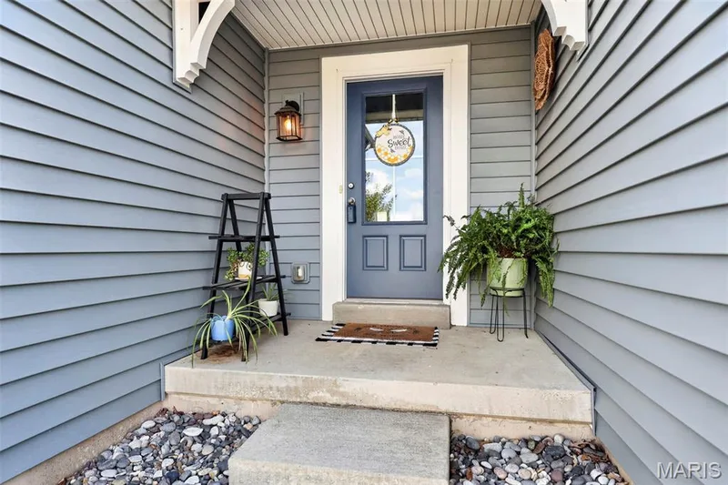 823 Caspian Drive, Wentzville, MO 63385 — listing photo 3 of 39
