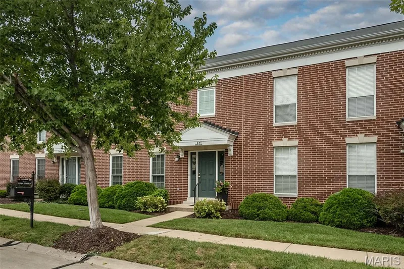971 Rolling Thunder Drive, O'Fallon, MO 63368 — listing photo 2 of 50