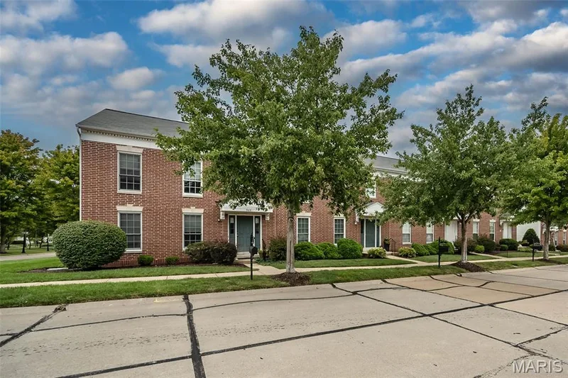 971 Rolling Thunder Drive, O'Fallon, MO 63368 — listing photo 4 of 50