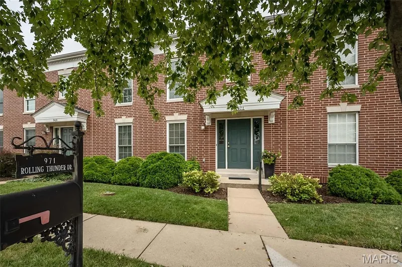 971 Rolling Thunder Drive, O'Fallon, MO 63368 — listing photo 5 of 50
