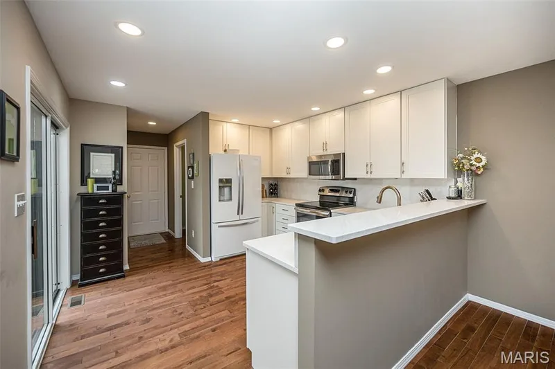 971 Rolling Thunder Drive, O'Fallon, MO 63368 — listing photo 17 of 50