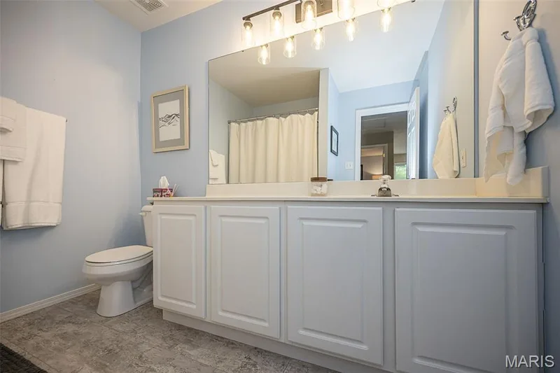 971 Rolling Thunder Drive, O'Fallon, MO 63368 — listing photo 38 of 50