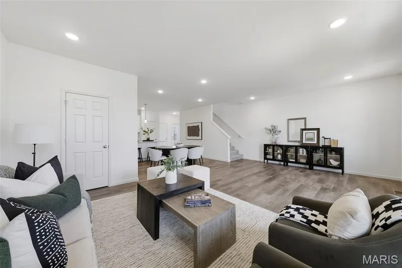 9019 Wilkie Station Street, St Charles, MO 63301 — listing photo 19 of 67