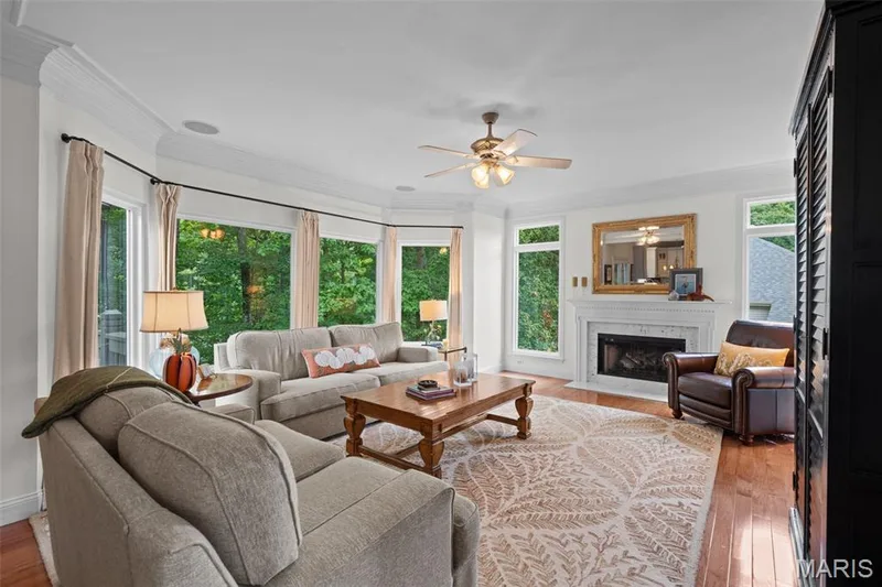 Great Room, Bay Window, fan, Woodburning  and/or gas logs — 16630 Highland Summit Drive, Ballwin, MO 63011