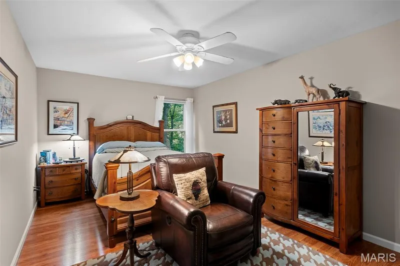 Bedroom 17x11laminate floor — 16630 Highland Summit Drive, Ballwin, MO 63011