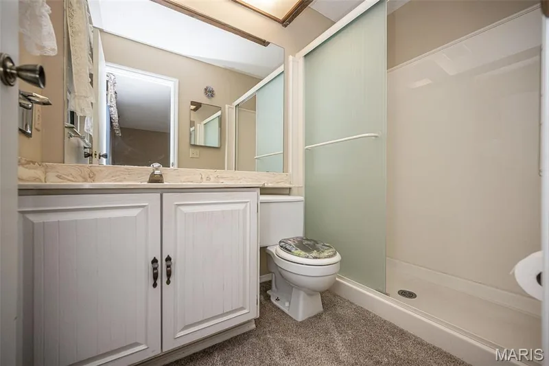 Primary bathroom — 1368 Hampton Road #A, St Charles, MO 63303