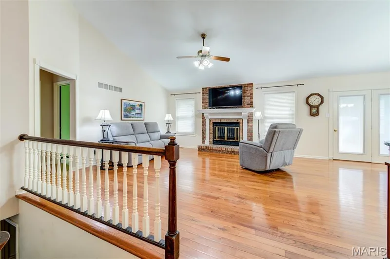5 Aken Court, St Peters, MO 63376 — listing photo 8 of 84