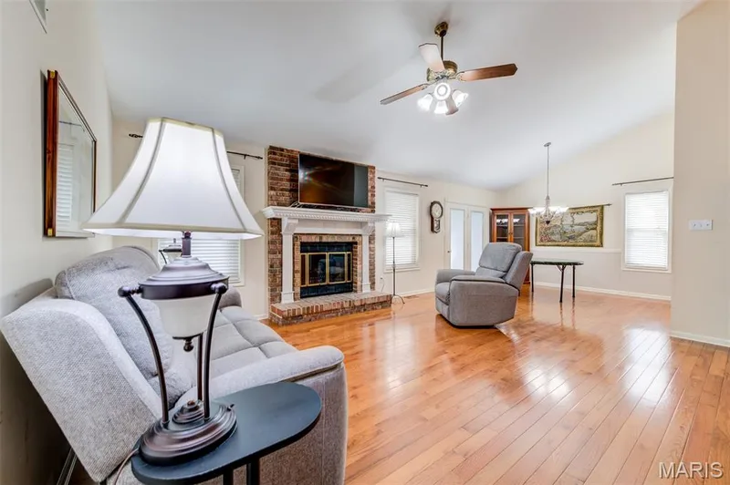 5 Aken Court, St Peters, MO 63376 — listing photo 11 of 84