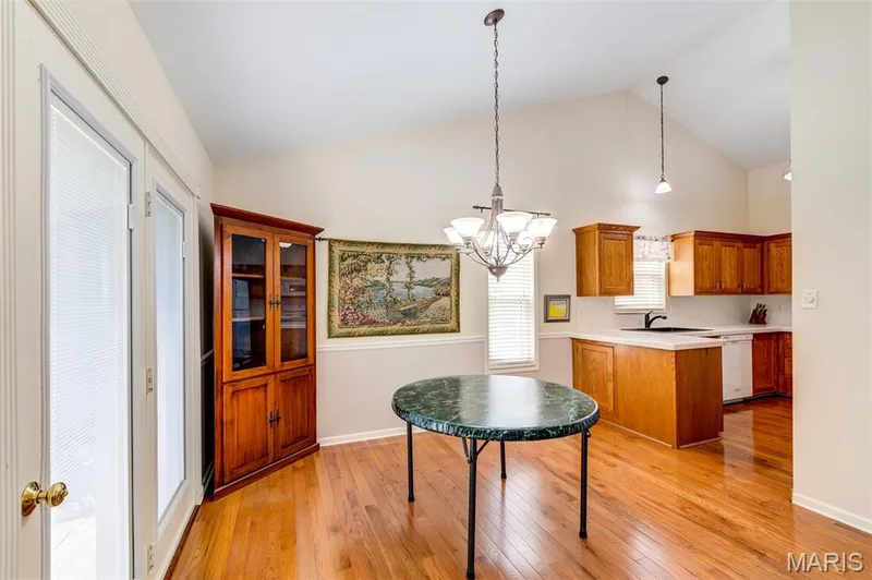 5 Aken Court, St Peters, MO 63376 — listing photo 13 of 84
