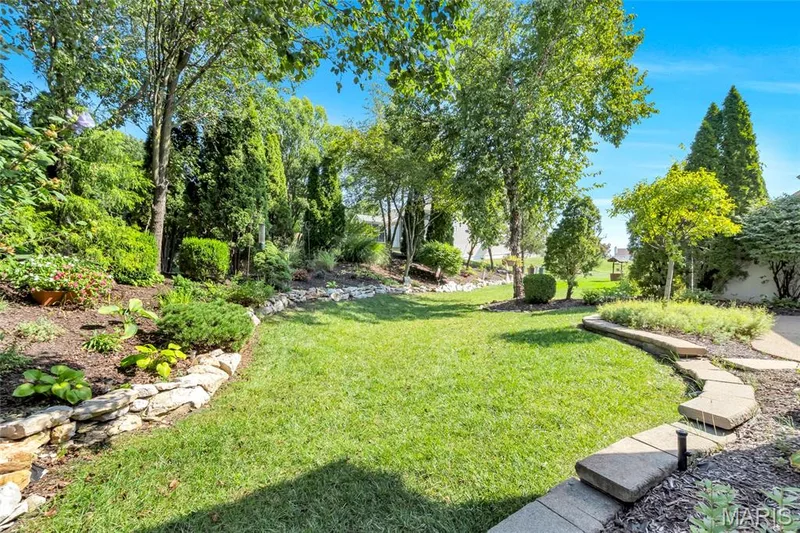 925 Daffodil Ridge Drive, O'Fallon, MO 63366 — listing photo 28 of 41