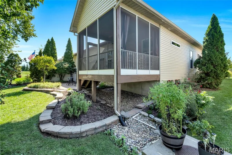 925 Daffodil Ridge Drive, O'Fallon, MO 63366 — listing photo 34 of 41