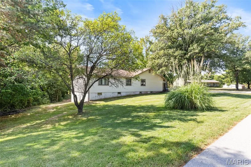 1 Bluff View Court, St Charles, MO 63303 — listing photo 12 of 13