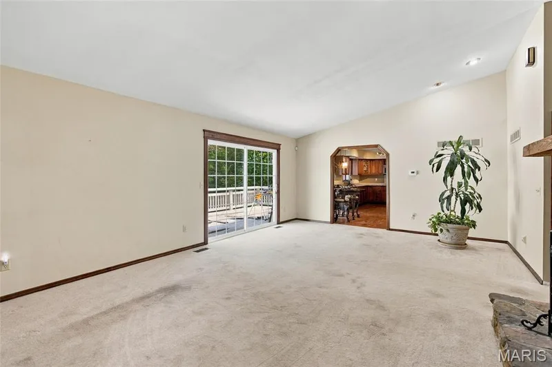 1 Bluff View Court, St Charles, MO 63303 — listing photo 15 of 29