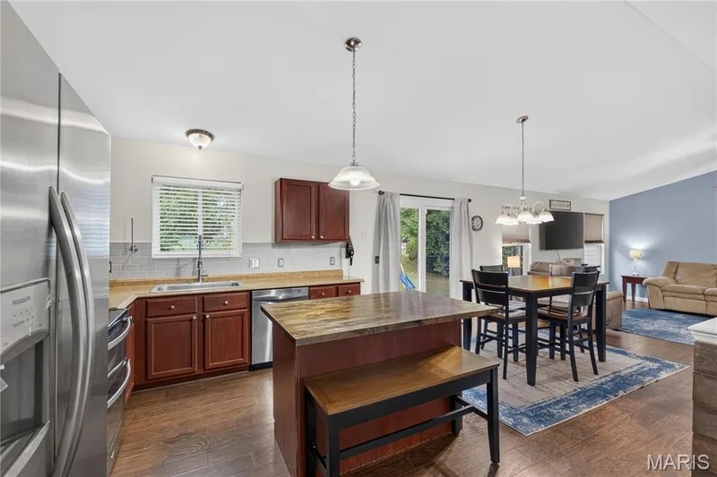 1683 Oakwood Drive, O'Fallon, MO 63366 — listing photo 11 of 40