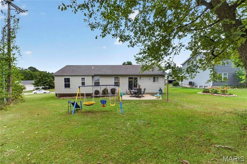 1683 Oakwood Drive, O'Fallon, MO 63366 — listing photo 31 of 40