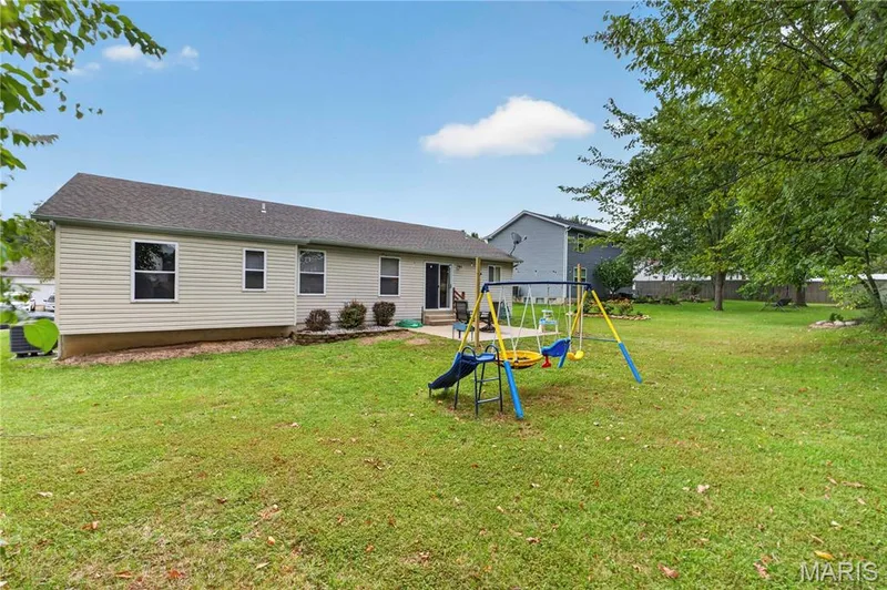 1683 Oakwood Drive, O'Fallon, MO 63366 — listing photo 33 of 40