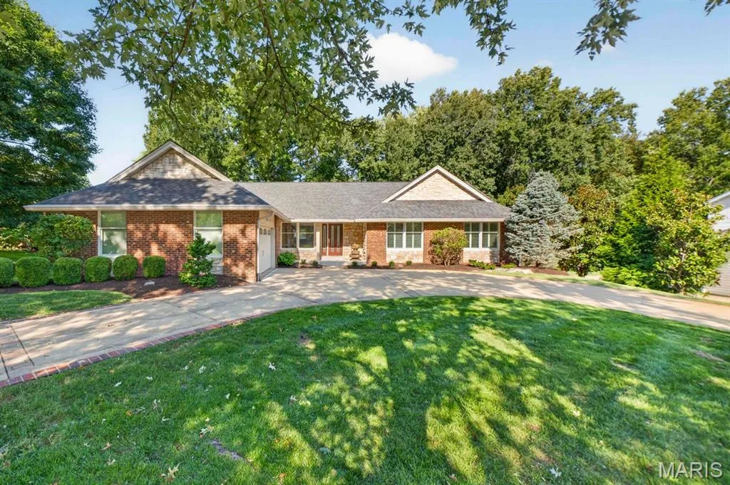 14641 Pine Orchard Court, Chesterfield, MO 63017 — listing photo 1 of 58