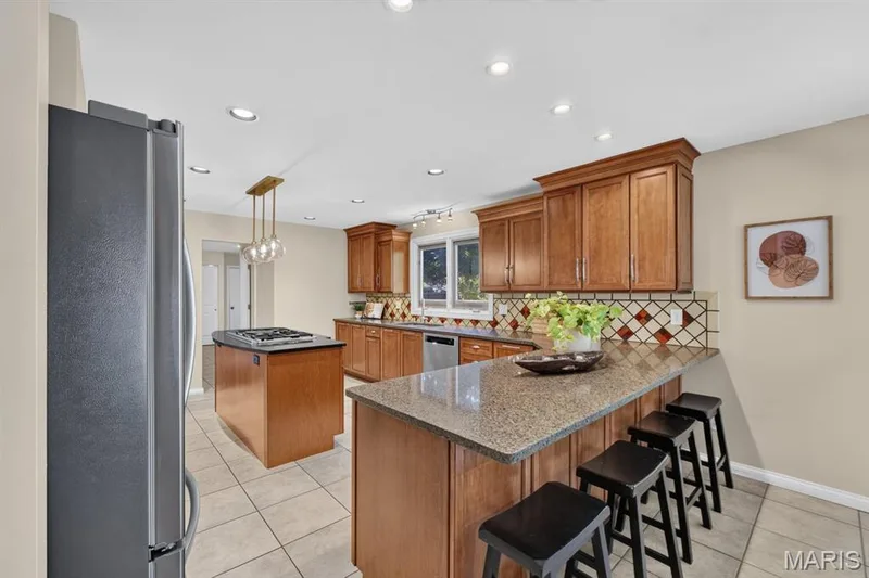 14641 Pine Orchard Court, Chesterfield, MO 63017 — listing photo 20 of 58