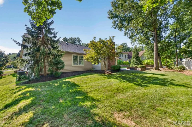 14641 Pine Orchard Court, Chesterfield, MO 63017 — listing photo 54 of 58