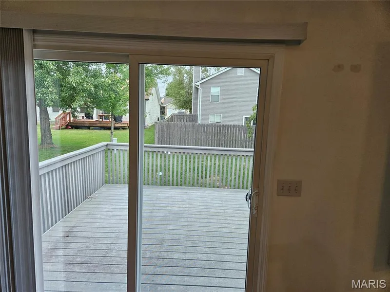 1129 Piepers Glen Lane #8A, O'Fallon, MO 63366 — listing photo 3 of 15
