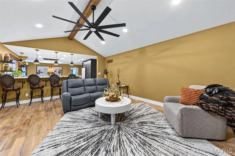32 Country Lane Court, St Charles, MO 63304 — listing photo 24 of 86