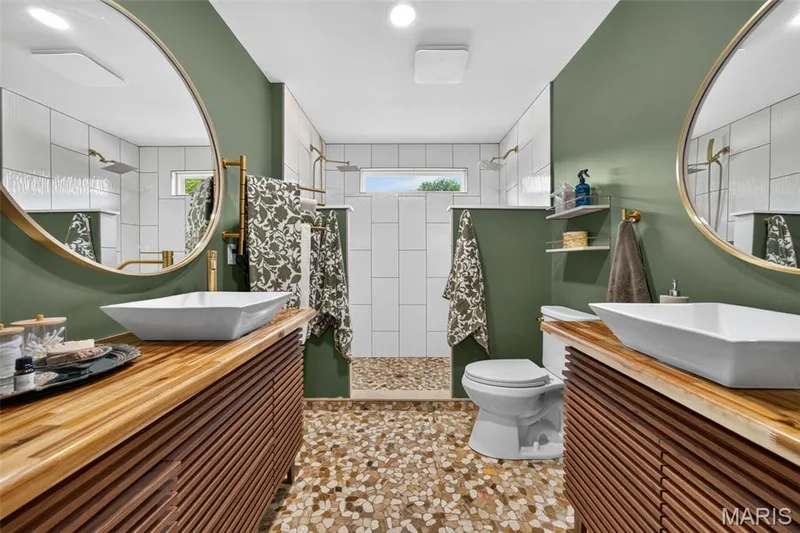 32 Country Lane Court, St Charles, MO 63304 — listing photo 44 of 86