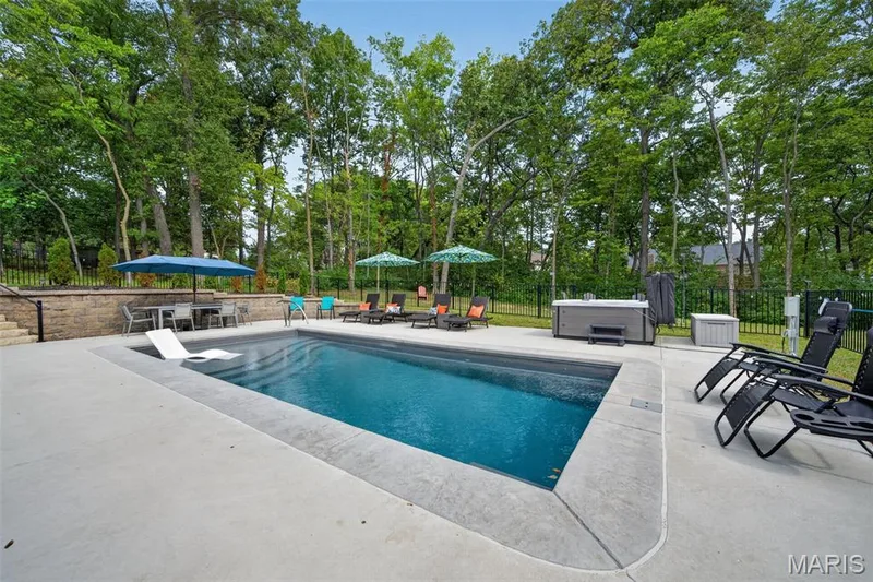 32 Country Lane Court, St Charles, MO 63304 — listing photo 72 of 86