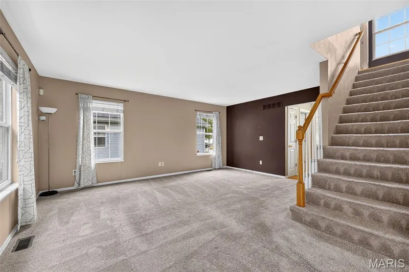 1033 Providence Pointe Drive, Wentzville, MO 63385 — listing photo 9 of 43