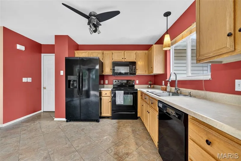 Who doesn't love a window over the sink?! — 1033 Providence Pointe Drive, Wentzville, MO 63385