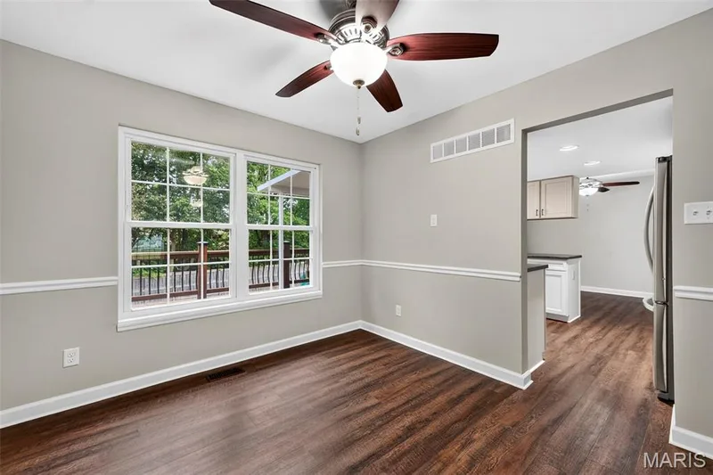 2972 Wheatfield Farms Drive, O'Fallon, MO 63368 — listing photo 7 of 41