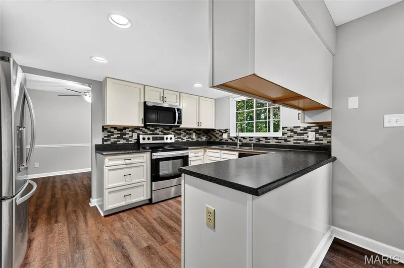 Refrigerator stays with home — 2972 Wheatfield Farms Drive, O'Fallon, MO 63368