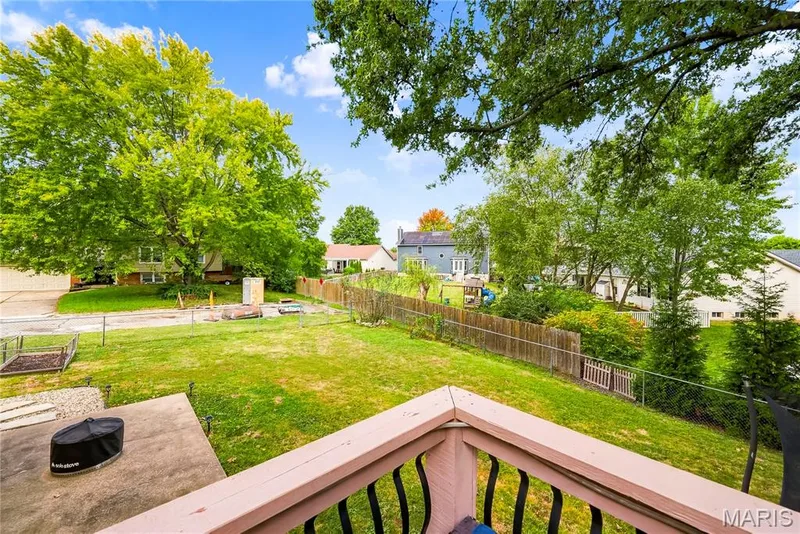 Enjoy the HUGE Fenced Yard with LOTS of space to Enjoy! Note how the Dead End Street offers additional parking & NO Thru Traffic! — 27 Oak Valley Drive, St Peters, MO 63376
