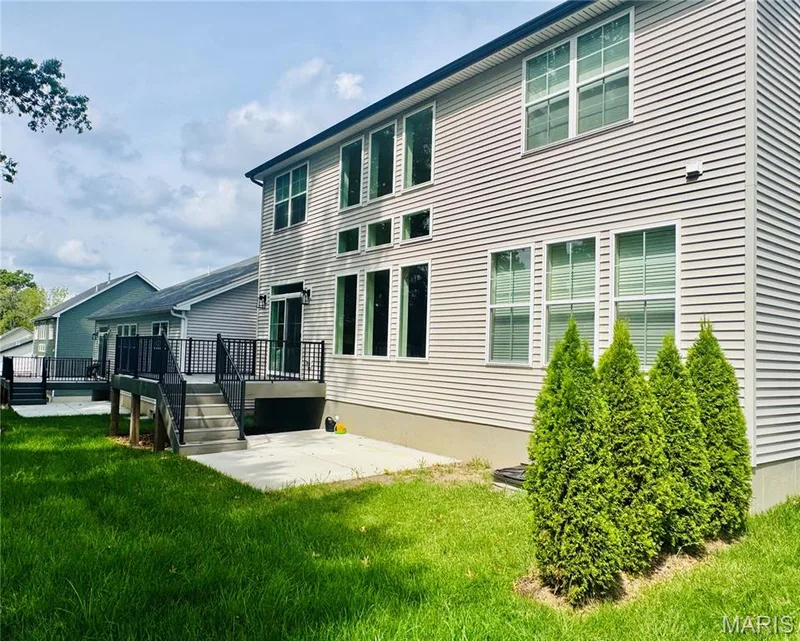 535 Ryehill Dr. Drive, St Peters, MO 63376 — listing photo 2 of 27