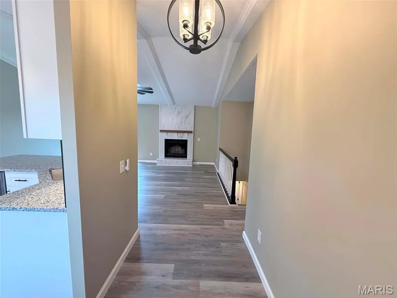 1068 Apricot Drive, St Charles, MO 63301 — listing photo 7 of 29