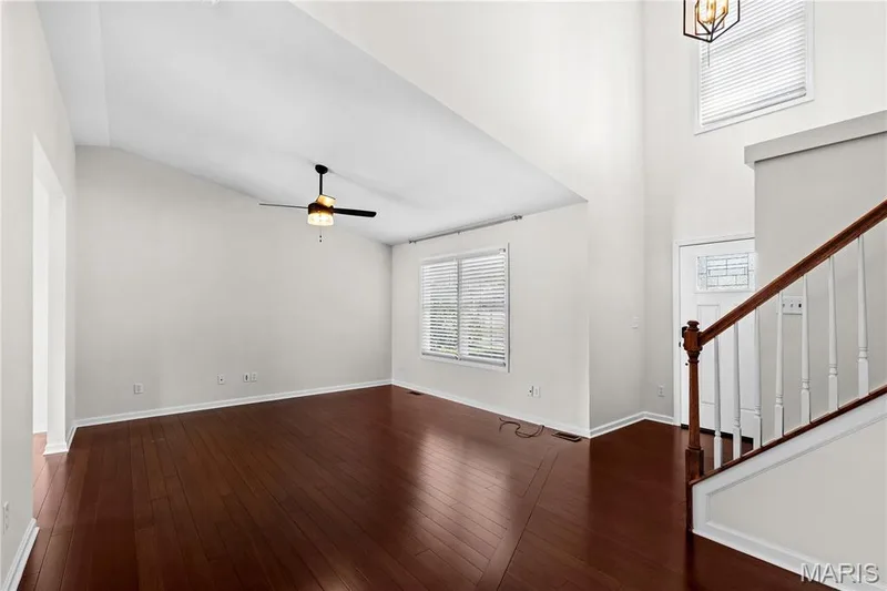 51 E Homefield Point Court, O'Fallon, MO 63366 — listing photo 4 of 35