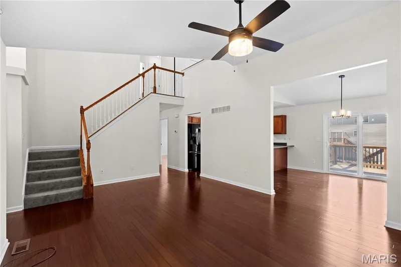 51 E Homefield Point Court, O'Fallon, MO 63366 — listing photo 6 of 35